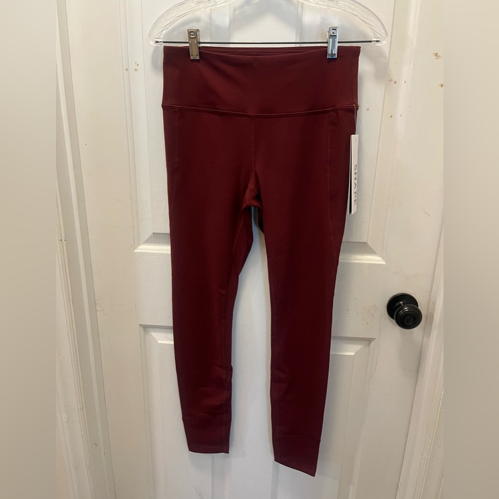 NWT Shape Hi-Rise SS Leggings in Port - Sz Medium